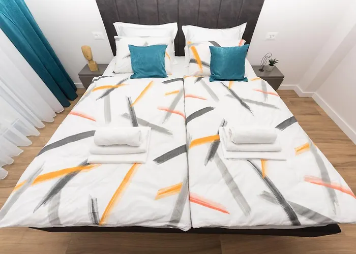 Luxury Adria Sea & View شقة *